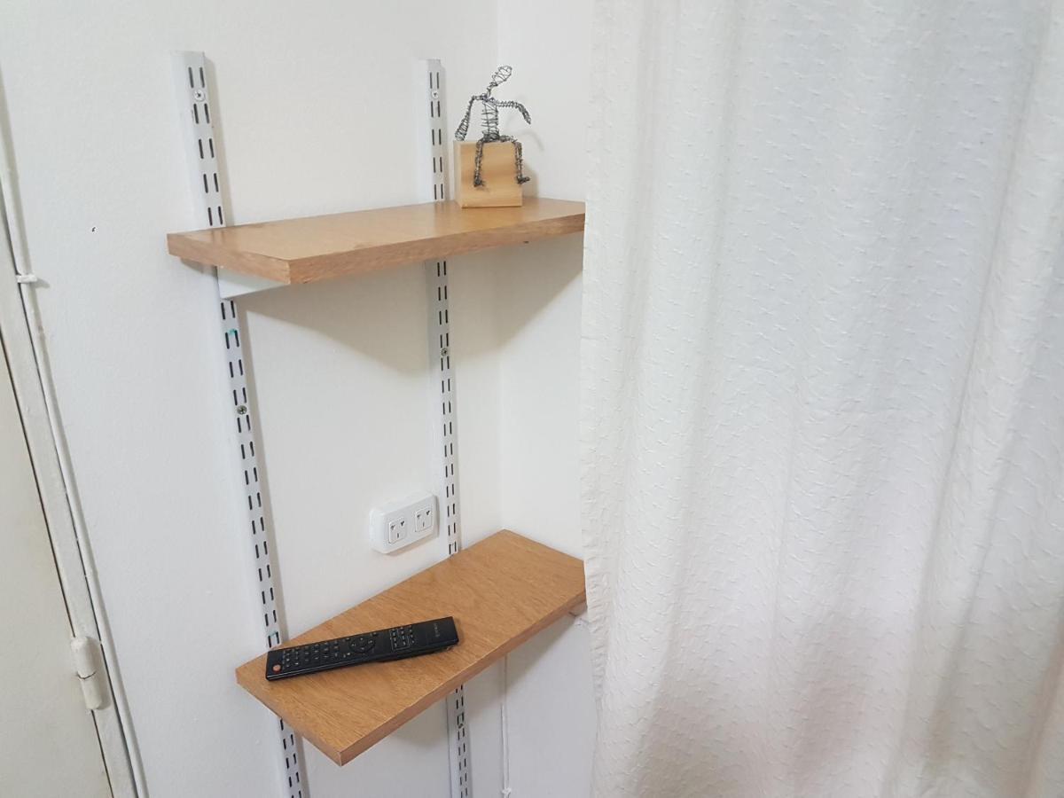 Habitacion Con Bano Privado Un Piso Por Escalera Buenos Aires Exterior foto